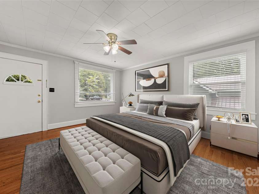 215 D Street, Newton, NC 28658.  MLS# CAR4305163, YatesRealty ID 3125. 