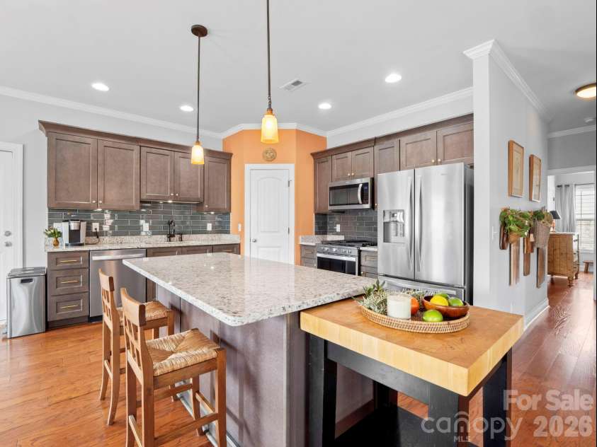 614 Downing Way, Landrum, SC 29356.  MLS# CAR4349559, YatesRealty ID 3125. Granite counters