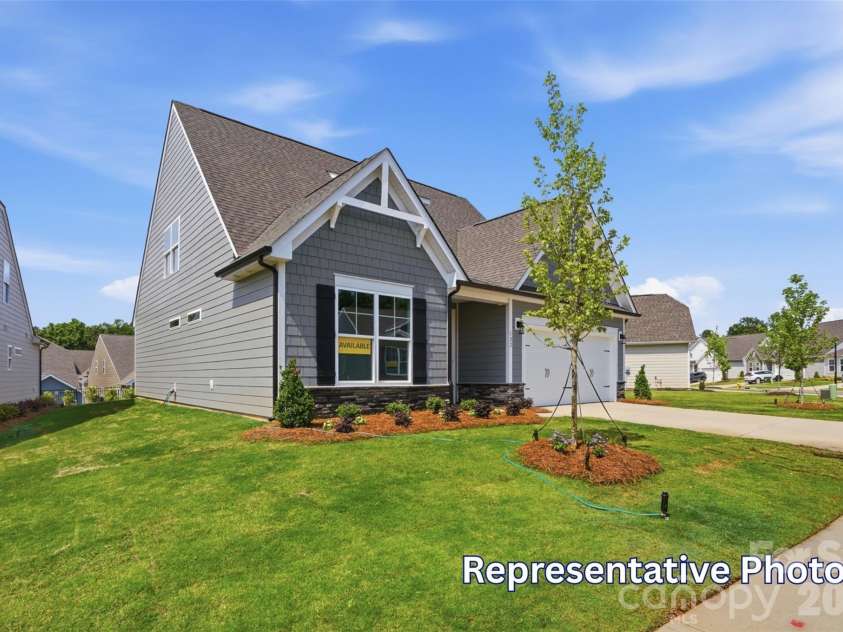 6016 New River Drive, Huntersville, NC 28078.  MLS# CAR4394334, YatesRealty ID 31251. 
