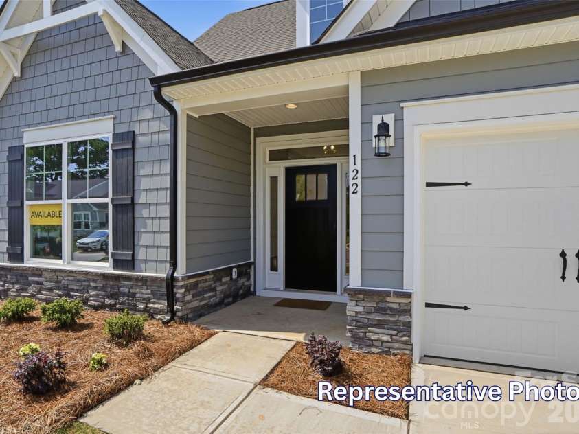 6016 New River Drive, Huntersville, NC 28078.  MLS# CAR4394334, YatesRealty ID 31251. 