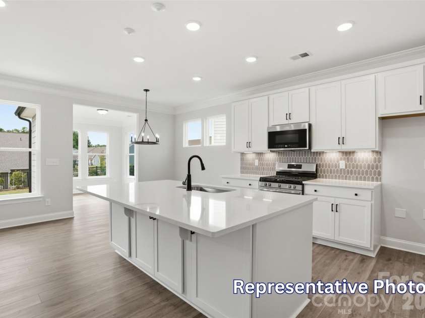 6016 New River Drive, Huntersville, NC 28078.  MLS# CAR4394334, YatesRealty ID 31251. 