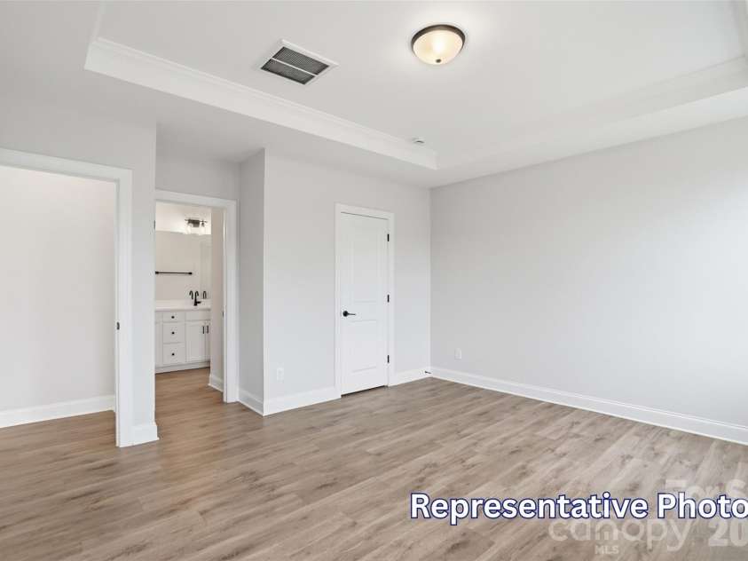 6016 New River Drive, Huntersville, NC 28078.  MLS# CAR4394334, YatesRealty ID 31251. 