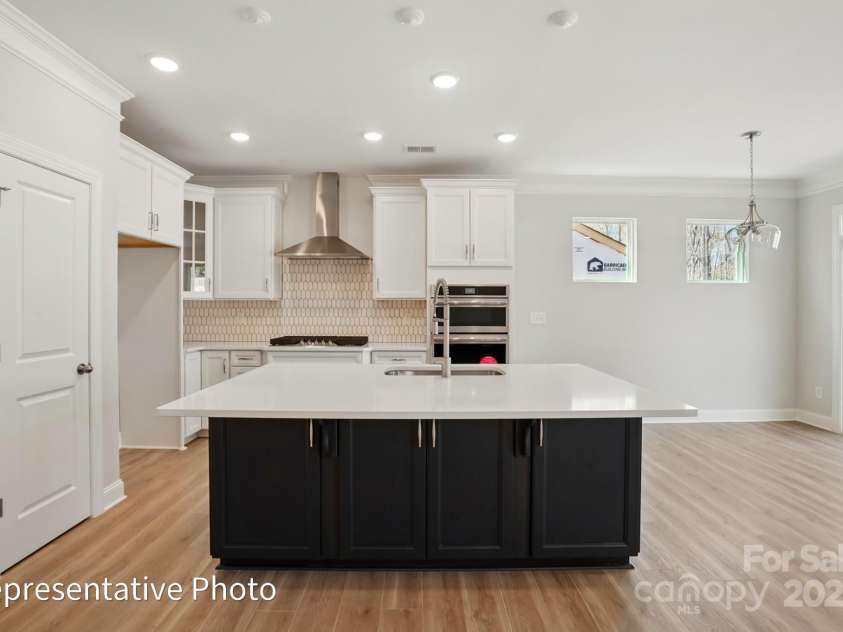 155 Prestwick Way, Mooresville, NC 28115.  MLS# CAR4286540, YatesRealty ID 31252. 