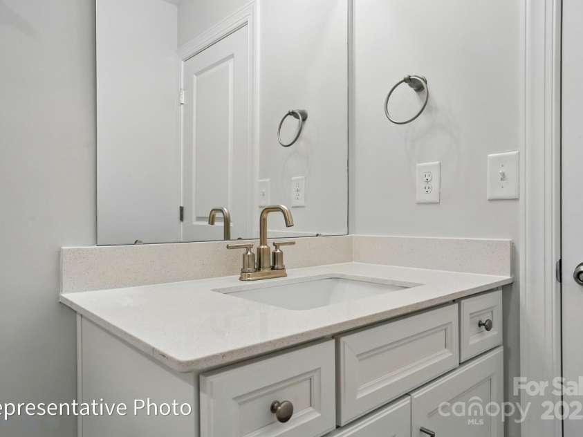 155 Prestwick Way, Mooresville, NC 28115.  MLS# CAR4286540, YatesRealty ID 31252. 