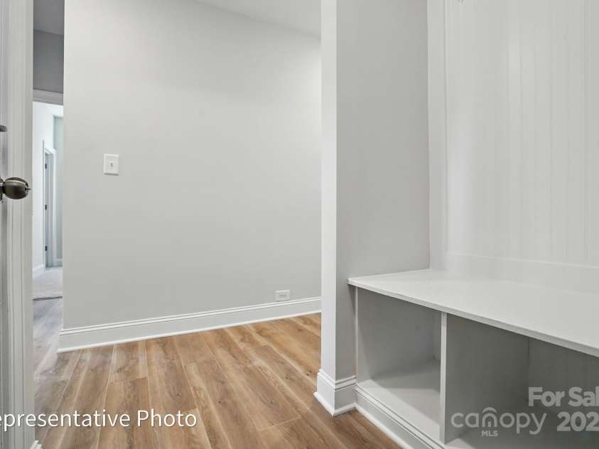155 Prestwick Way, Mooresville, NC 28115.  MLS# CAR4286540, YatesRealty ID 31252. 