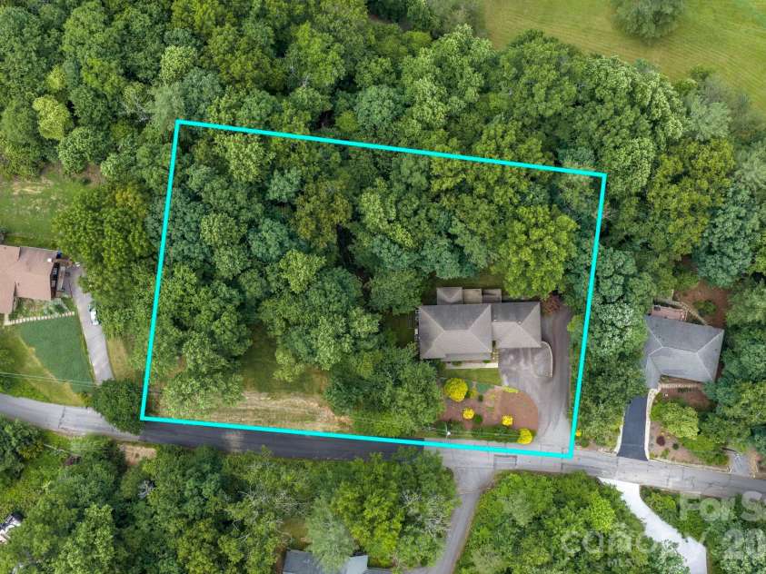 25 Whitaker View Road, Fairview, NC 28730.  MLS# CAR4394888, YatesRealty ID 31252. 1.32 acre private lot