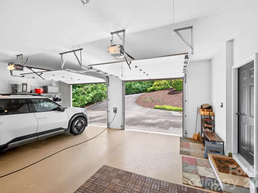 25 Whitaker View Road, Fairview, NC 28730.  MLS# CAR4394888, YatesRealty ID 31252. EV 60amp Charger Conveys