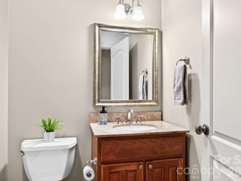 25 Whitaker View Road, Fairview, NC 28730.  MLS# CAR4394888, YatesRealty ID 31252. Half Bath in Basement