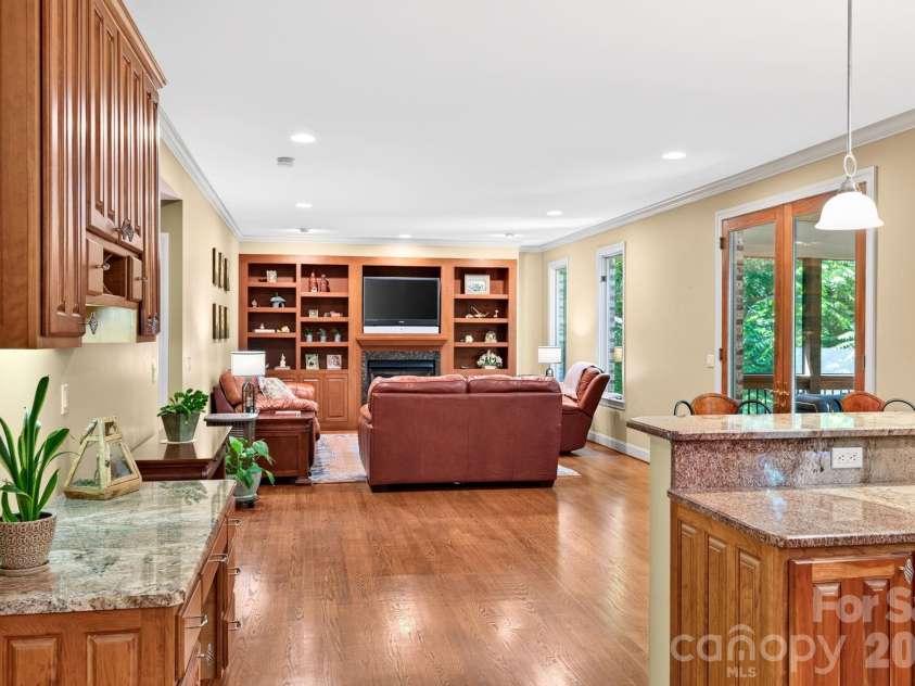25 Whitaker View Road, Fairview, NC 28730.  MLS# CAR4394888, YatesRealty ID 31252. Modern, Open Floor Plan