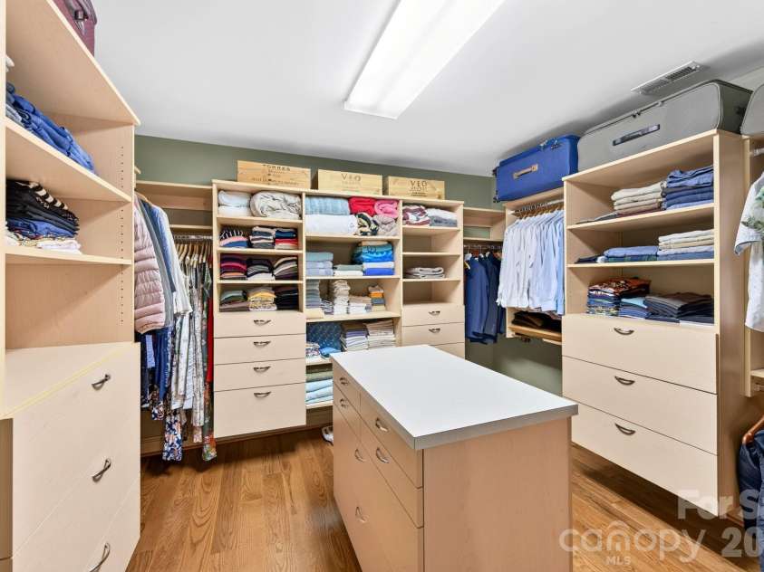 25 Whitaker View Road, Fairview, NC 28730.  MLS# CAR4394888, YatesRealty ID 31252. Numerous Walk-In Closets including Primary Closet