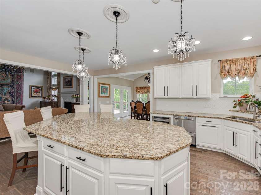 7209 Yellowhorn Trail, Waxhaw, NC 28173.  MLS# CAR4393930, YatesRealty ID 31253. 