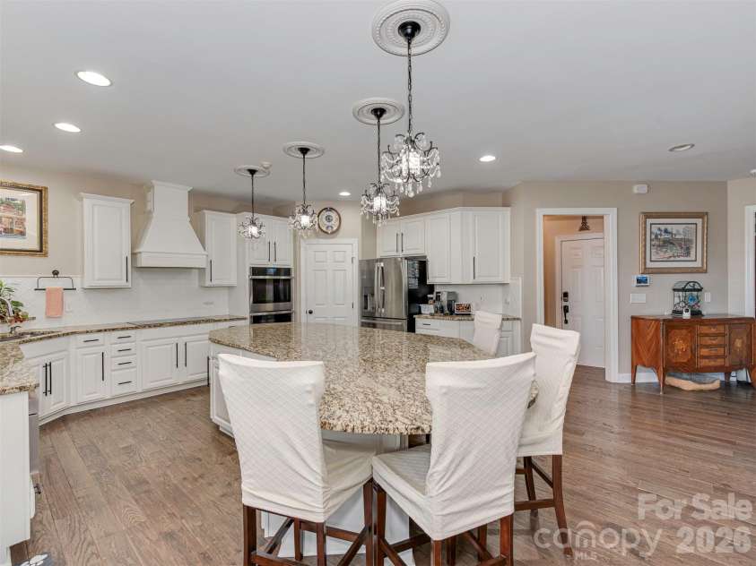 7209 Yellowhorn Trail, Waxhaw, NC 28173.  MLS# CAR4393930, YatesRealty ID 31253. 