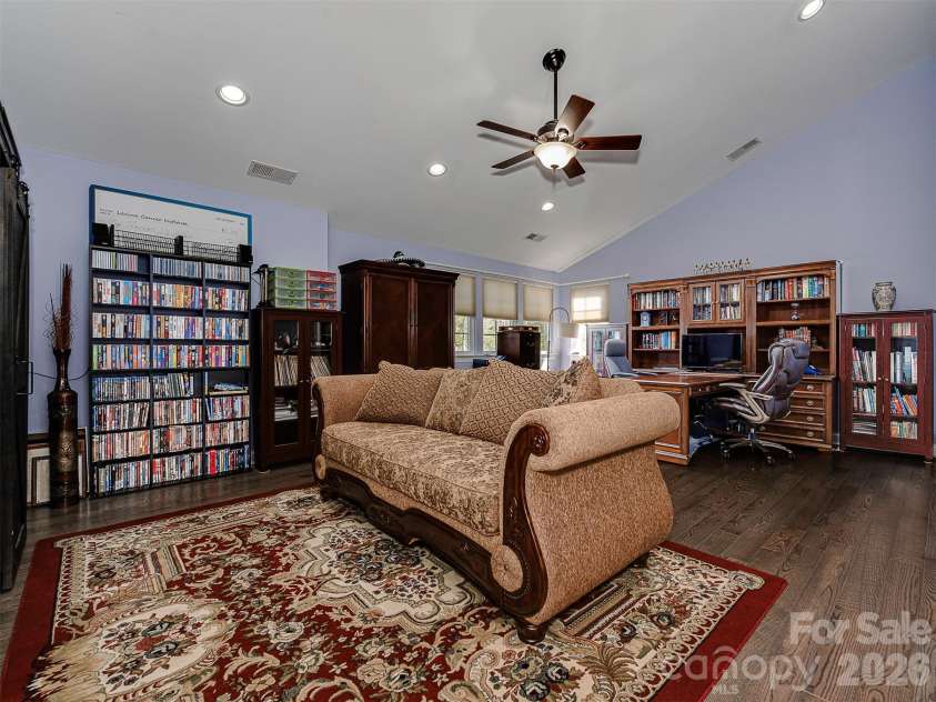 7209 Yellowhorn Trail, Waxhaw, NC 28173.  MLS# CAR4393930, YatesRealty ID 31253. 