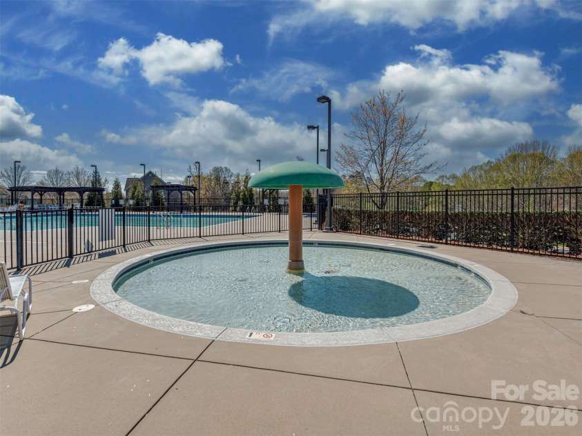 7209 Yellowhorn Trail, Waxhaw, NC 28173.  MLS# CAR4393930, YatesRealty ID 31253. 