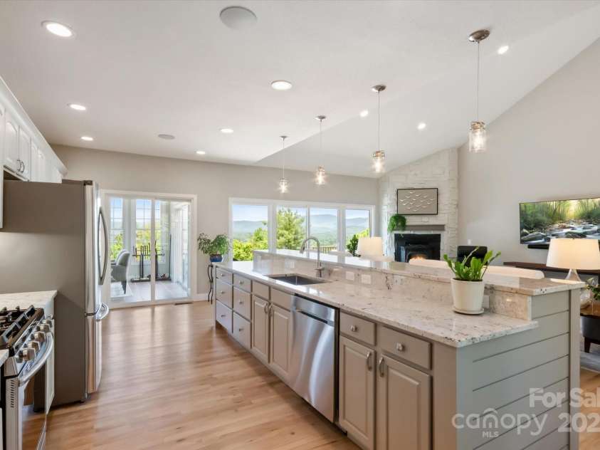 225 Calm Creek Road, Fletcher, NC 28732.  MLS# CAR4275540, YatesRealty ID 31254. 12 ft island