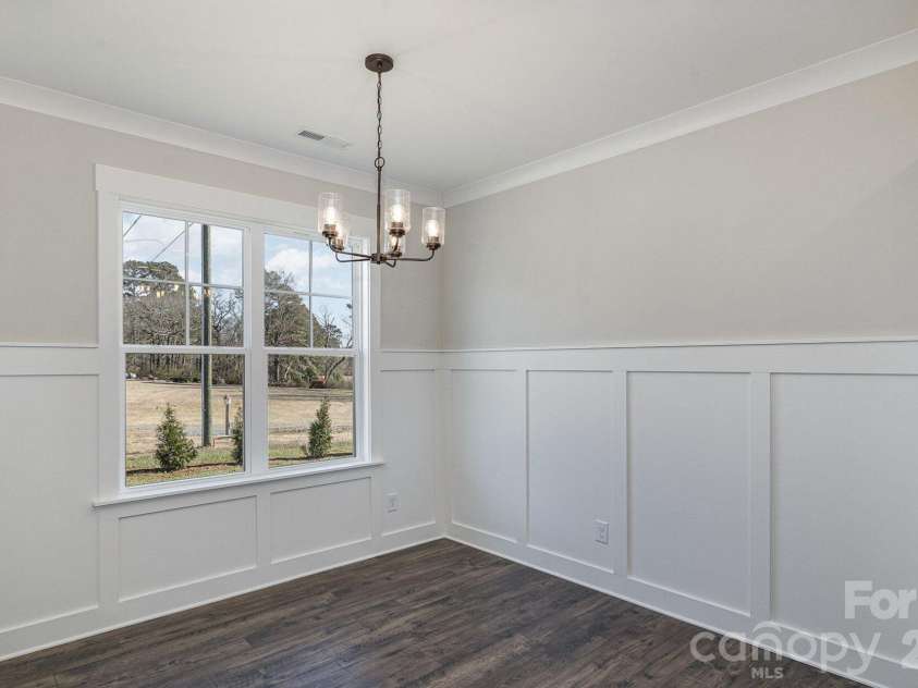 48 Tanseyleaf Drive, Smithfield, NC 27577.  MLS# CAR4394646, YatesRealty ID 31256. Dining Area