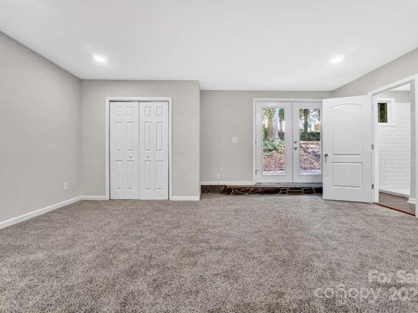 103 Forest Hills Drive, Gaffney, SC 29340.  MLS# CAR4280381, YatesRealty ID 31257. 