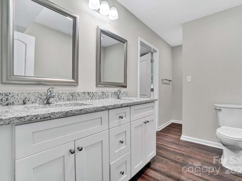 103 Forest Hills Drive, Gaffney, SC 29340.  MLS# CAR4280381, YatesRealty ID 31257. 