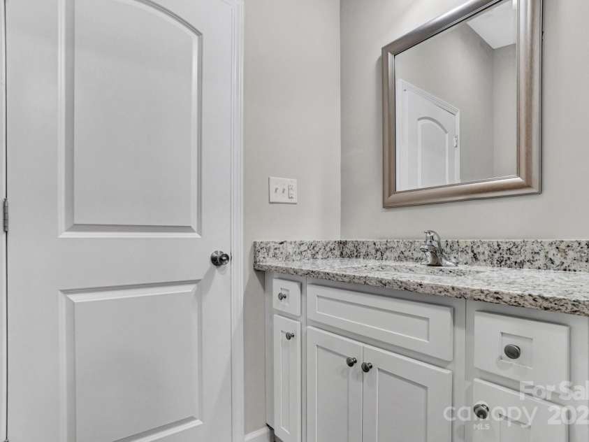 103 Forest Hills Drive, Gaffney, SC 29340.  MLS# CAR4280381, YatesRealty ID 31257. 