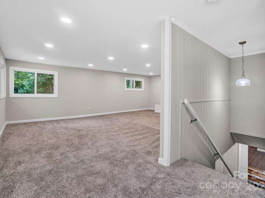 103 Forest Hills Drive, Gaffney, SC 29340.  MLS# CAR4280381, YatesRealty ID 31257. 