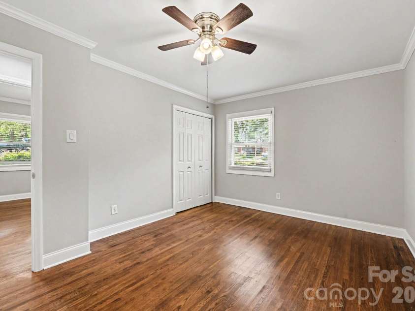 1126 Claremont Road, Charlotte, NC 28214.  MLS# CAR4393516, YatesRealty ID 31257. 