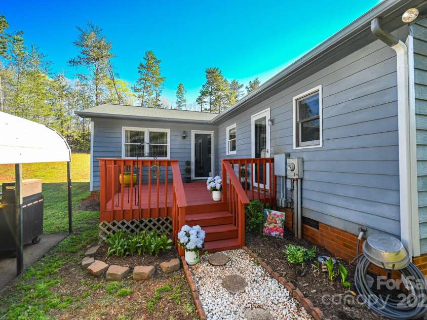 1469 Pearidge Road, Bostic, NC 28018.  MLS# CAR4288329, YatesRealty ID 31259. 