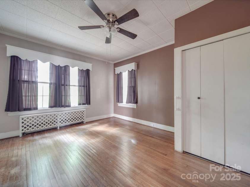 5237 NC Highway 90 E Highway, Hiddenite, NC 28636.  MLS# CAR4143514, YatesRealty ID 3126. Oversized Primary Bedroom