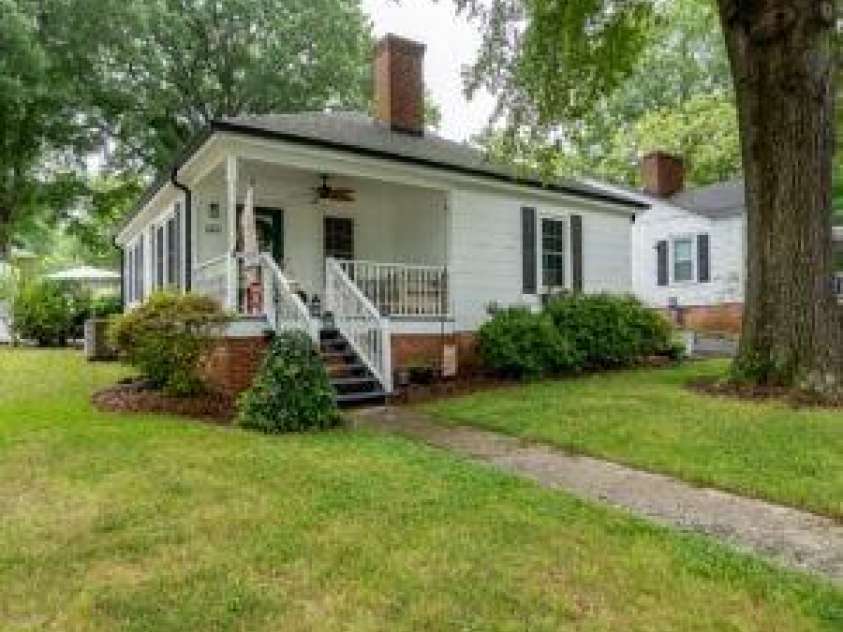 103 Hemlock Avenue, Kannapolis, NC 28081.  MLS# CAR4388584, YatesRealty ID 31260. 