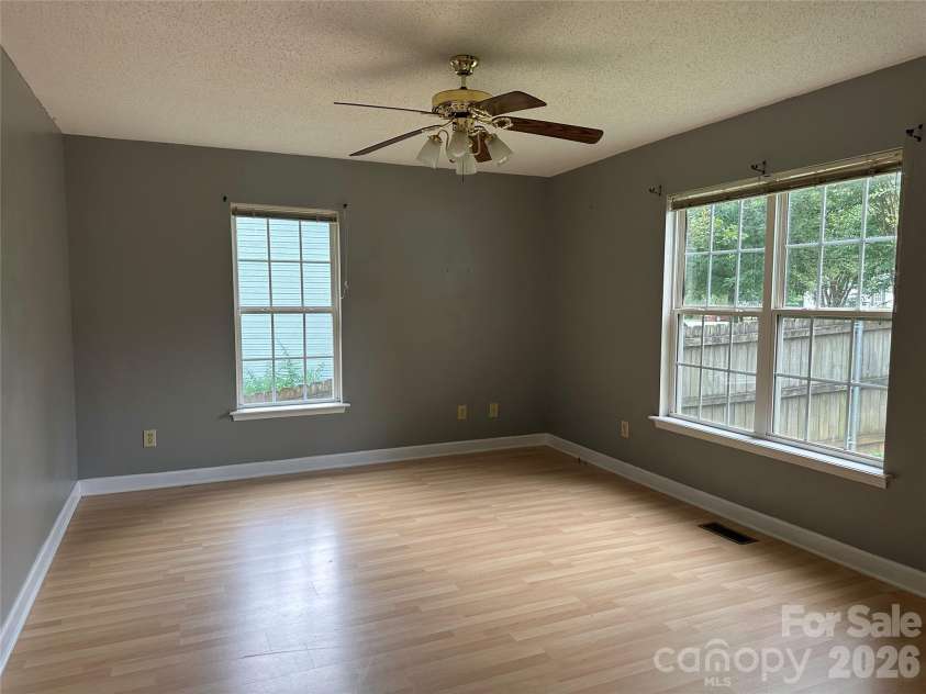 827 9th Street, Newton, NC 28658.  MLS# CAR4395228, YatesRealty ID 31261. 