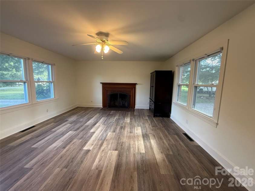 148 Barium Lane, Statesville, NC 28677.  MLS# CAR4395189, YatesRealty ID 31264. 