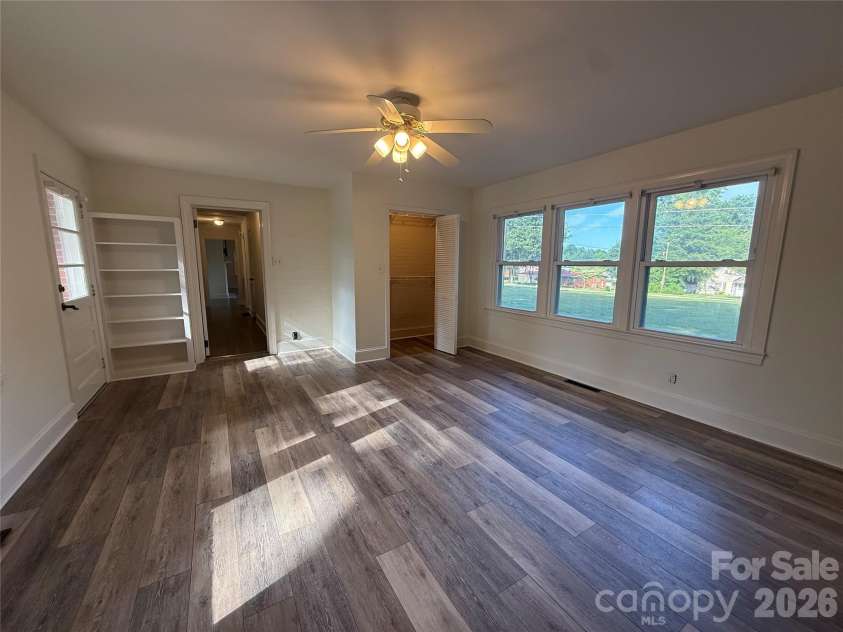 148 Barium Lane, Statesville, NC 28677.  MLS# CAR4395189, YatesRealty ID 31264. 