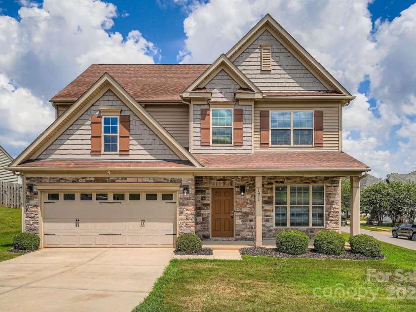 171 Gage Drive, Mooresville, NC 28115.  MLS# CAR4287060, YatesRealty ID 31264. 