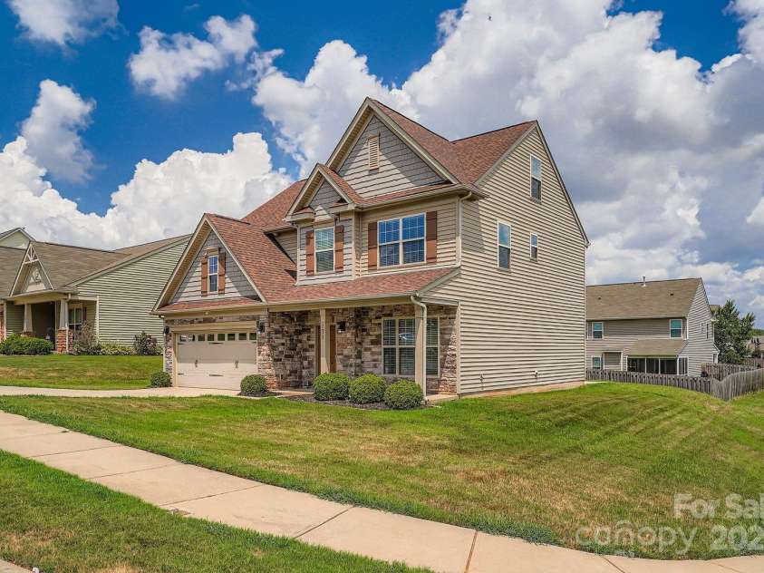 171 Gage Drive, Mooresville, NC 28115.  MLS# CAR4287060, YatesRealty ID 31264. 