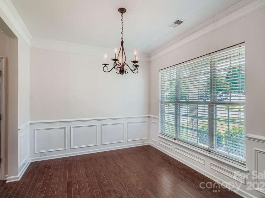 171 Gage Drive, Mooresville, NC 28115.  MLS# CAR4287060, YatesRealty ID 31264. Dining Room