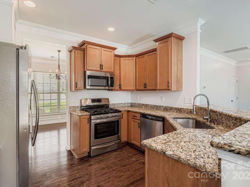 171 Gage Drive, Mooresville, NC 28115.  MLS# CAR4287060, YatesRealty ID 31264. Kitchen