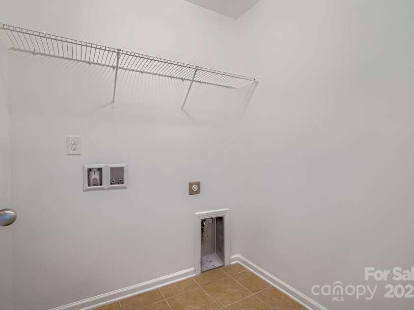 171 Gage Drive, Mooresville, NC 28115.  MLS# CAR4287060, YatesRealty ID 31264. Laundry Room Upstairs