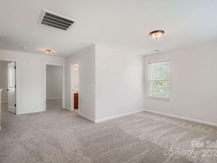 171 Gage Drive, Mooresville, NC 28115.  MLS# CAR4287060, YatesRealty ID 31264. Upstairs Loft