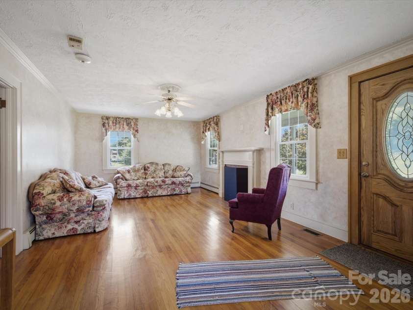 2401 Lail Road, Morganton, NC 28655.  MLS# CAR4386286, YatesRealty ID 31265. 