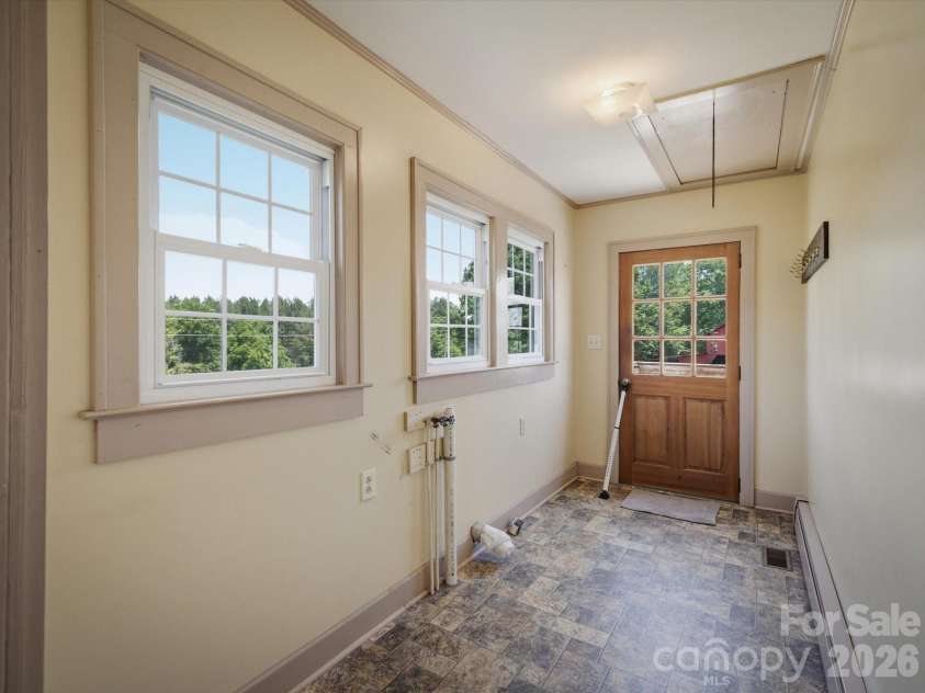 2401 Lail Road, Morganton, NC 28655.  MLS# CAR4386286, YatesRealty ID 31265. 