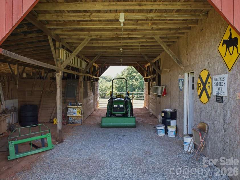 2401 Lail Road, Morganton, NC 28655.  MLS# CAR4386286, YatesRealty ID 31265. 
