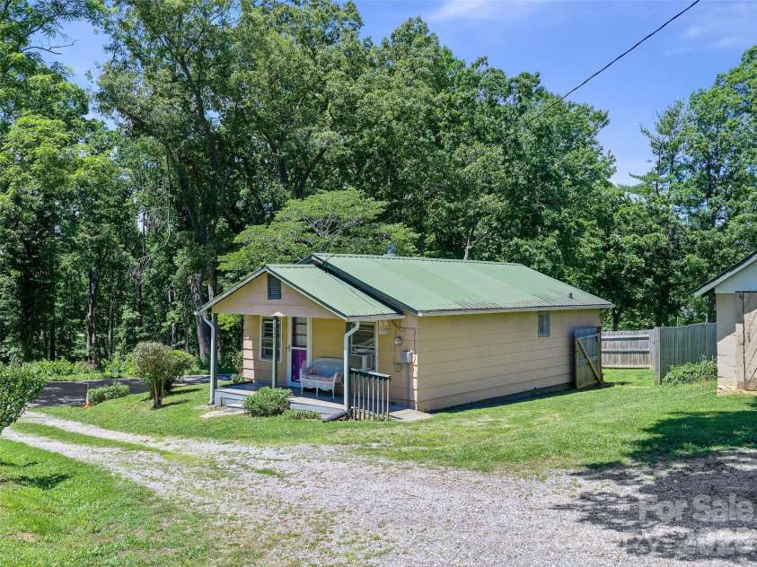 1115, 1125, 1127 Glenn Bridge Road, Arden, NC 28704.  MLS# CAR4395239, YatesRealty ID 31266. 