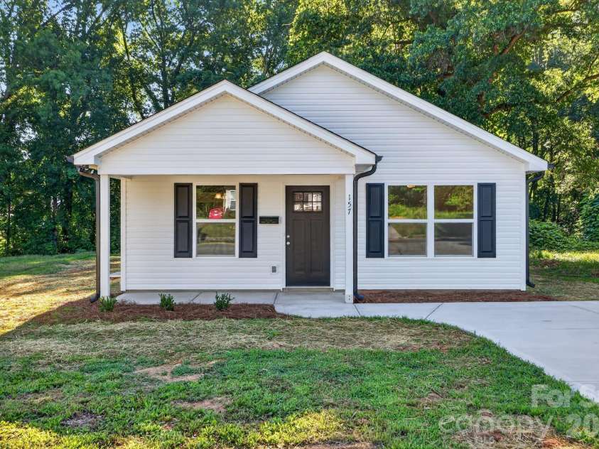 157 Third Street, Gaffney, SC 29340.  MLS# CAR4394350, YatesRealty ID 31267. Exterior front