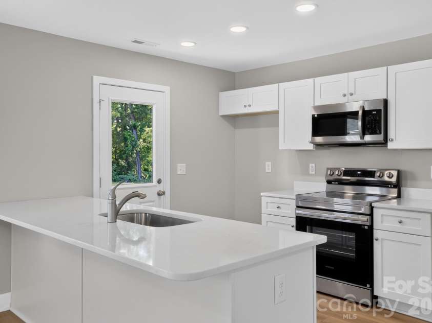 157 Third Street, Gaffney, SC 29340.  MLS# CAR4394350, YatesRealty ID 31267. Kitchen