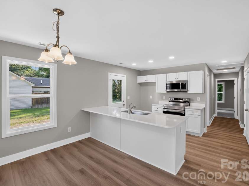 157 Third Street, Gaffney, SC 29340.  MLS# CAR4394350, YatesRealty ID 31267. Kitchen