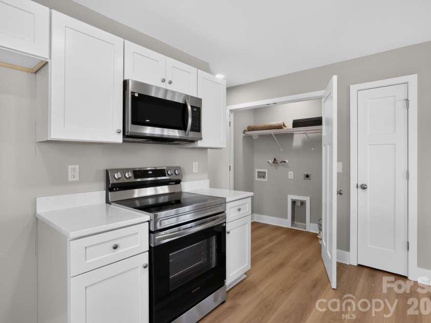 157 Third Street, Gaffney, SC 29340.  MLS# CAR4394350, YatesRealty ID 31267. Kitchen