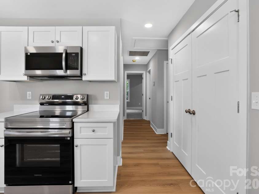 157 Third Street, Gaffney, SC 29340.  MLS# CAR4394350, YatesRealty ID 31267. Kitchen & Laundry Closet