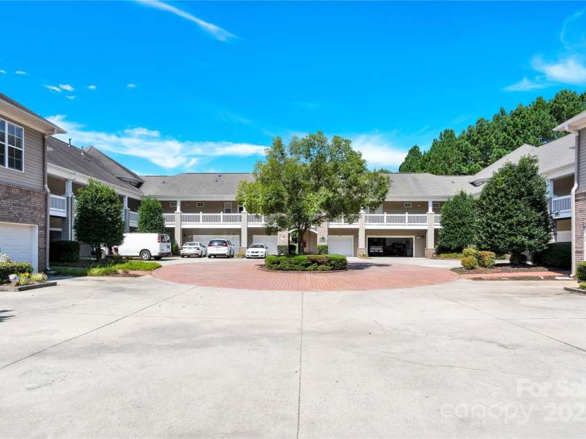 9053 Rosalyn Glen Road, Cornelius, NC 28031.  MLS# CAR4284846, YatesRealty ID 31267. 