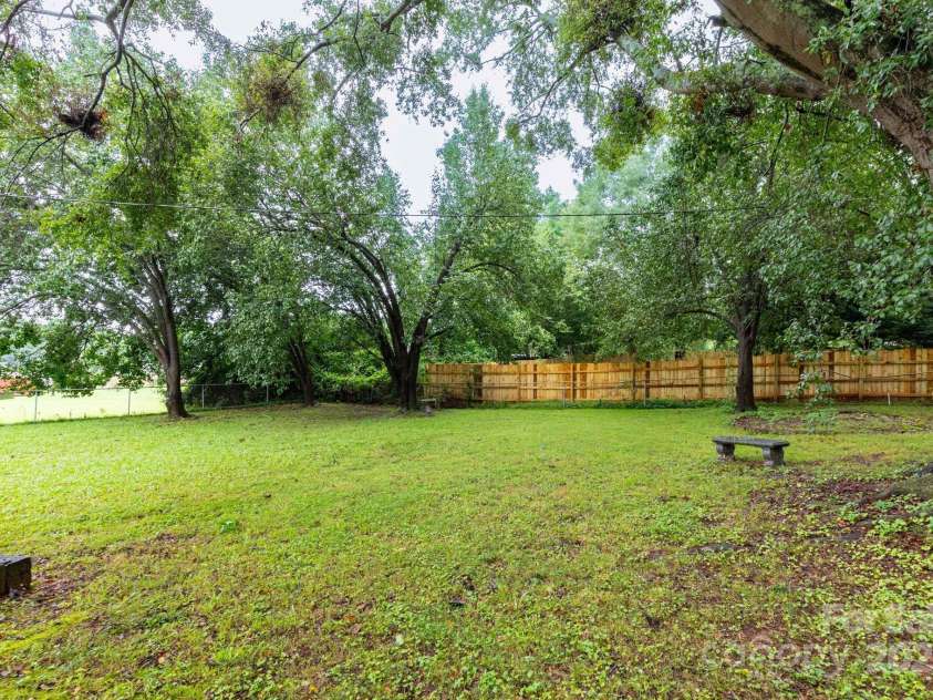 118 Mcdaniel Street, Forest City, NC 28043.  MLS# CAR4289370, YatesRealty ID 31268. 