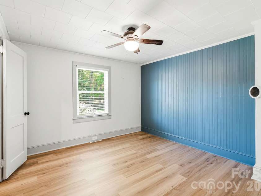 2758 Martin Street, Walkertown, NC 27051.  MLS# CAR4394820, YatesRealty ID 31268. 