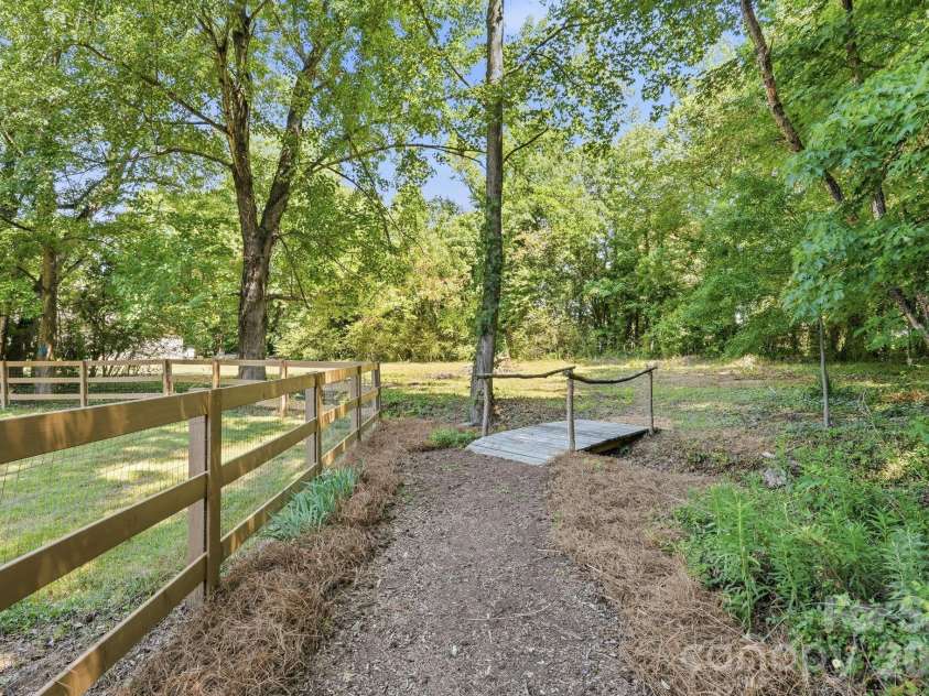 2758 Martin Street, Walkertown, NC 27051.  MLS# CAR4394820, YatesRealty ID 31268. 